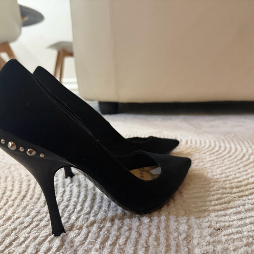 Elegant Black Stiletto Heels